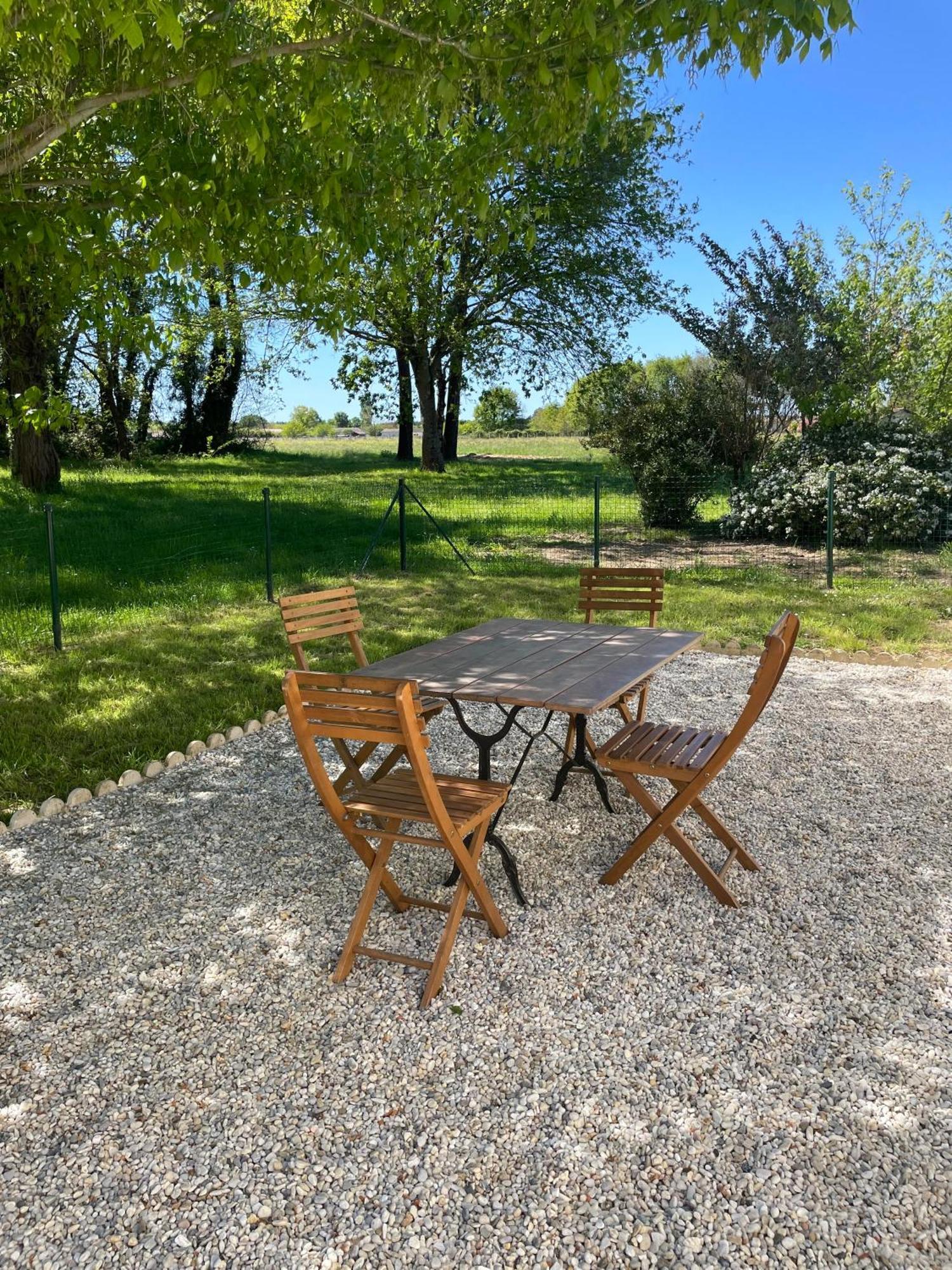 Domaine Des Quatre Terres Villa Lesparre-Médoc Eksteriør billede